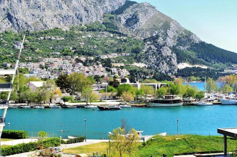 Apartments with parking space Omis - 21050 - image 12
