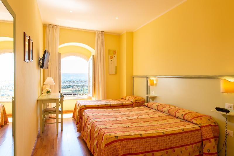 Hotel Minerva - image 35