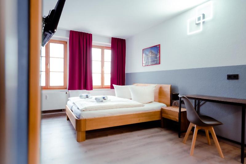Restaurant und Pension Alberthafen - image 10