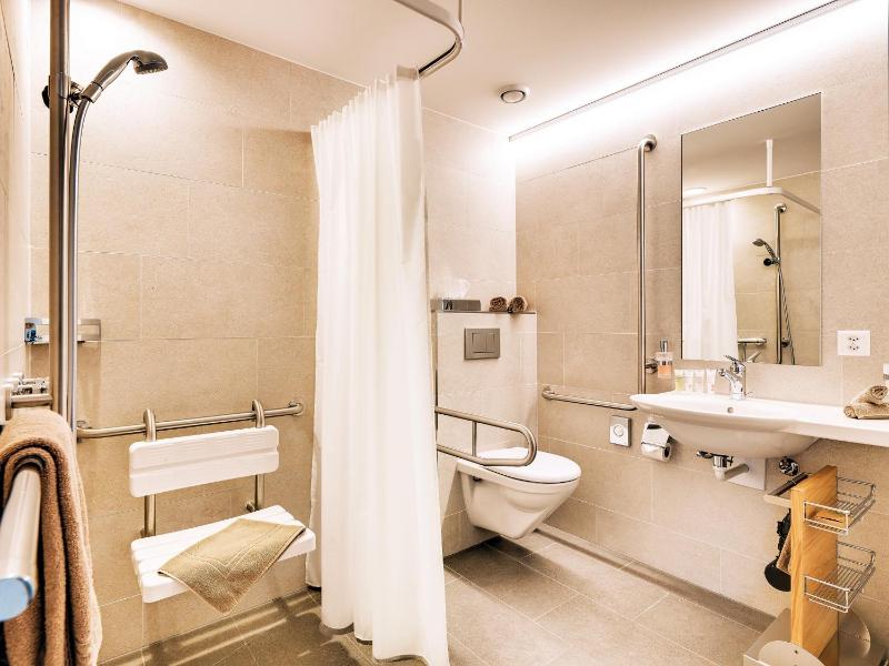 Single Room - Disability Access image 1