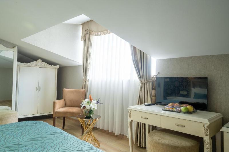 Budget Double or Twin Room image 2