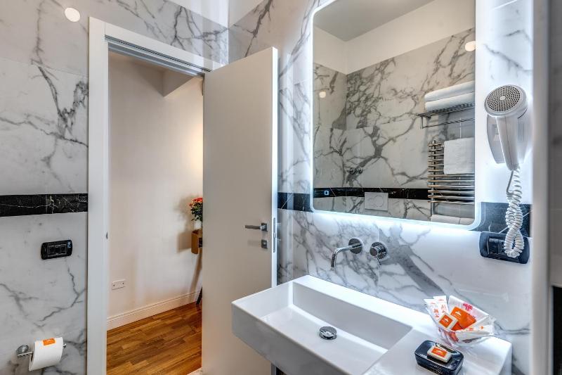 Double or Twin Room - Annex image 2