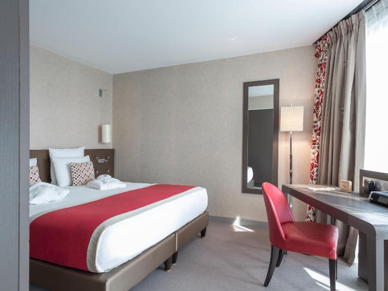 Junior King Suite image 1
