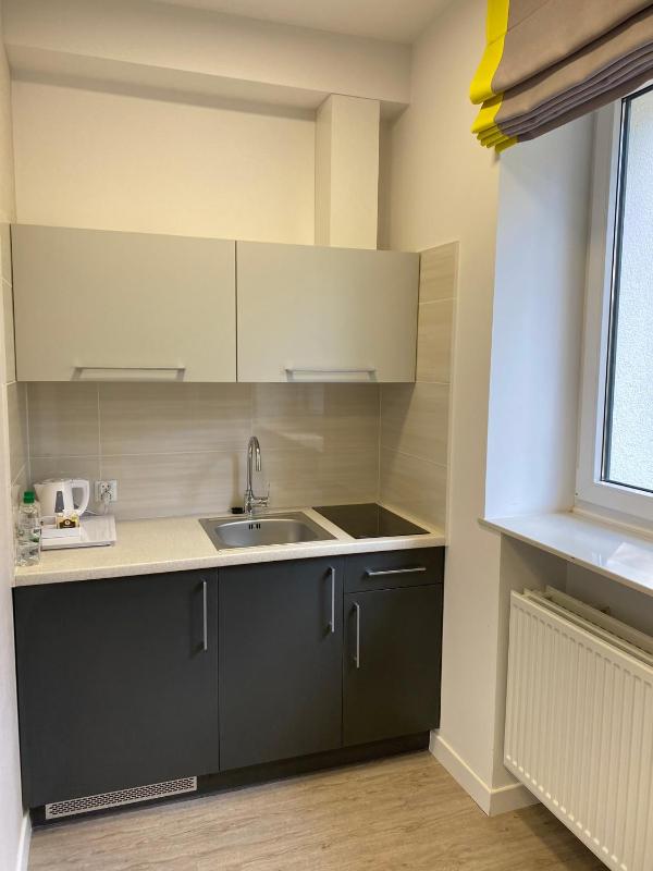 Large Double Room image 1