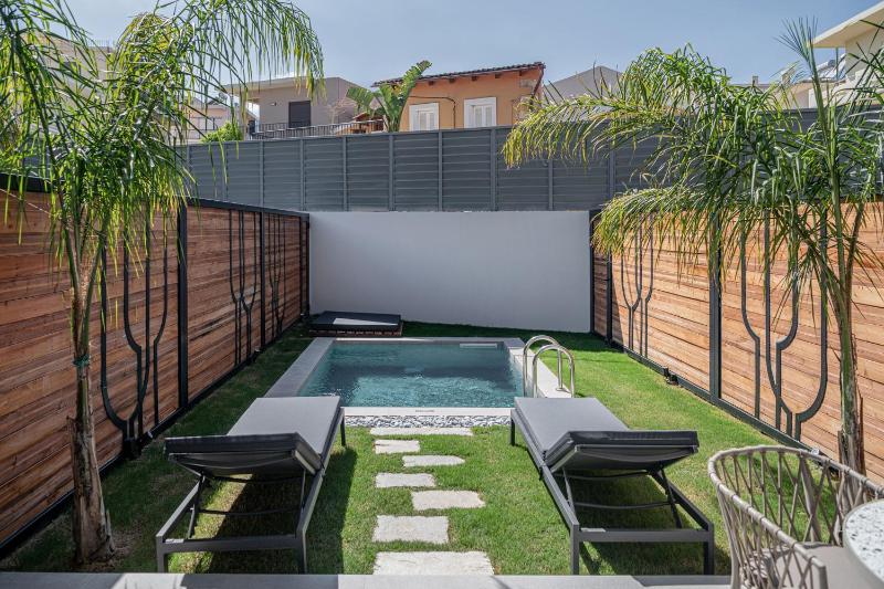 JnV Luxury Villas - Urban oasis by etouri - image 12