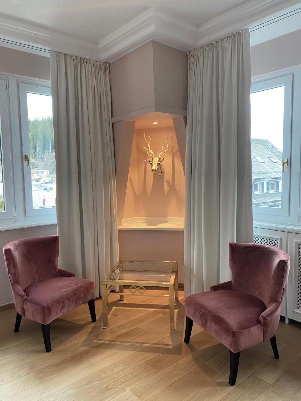 Classic Double Room without Lake View image 3