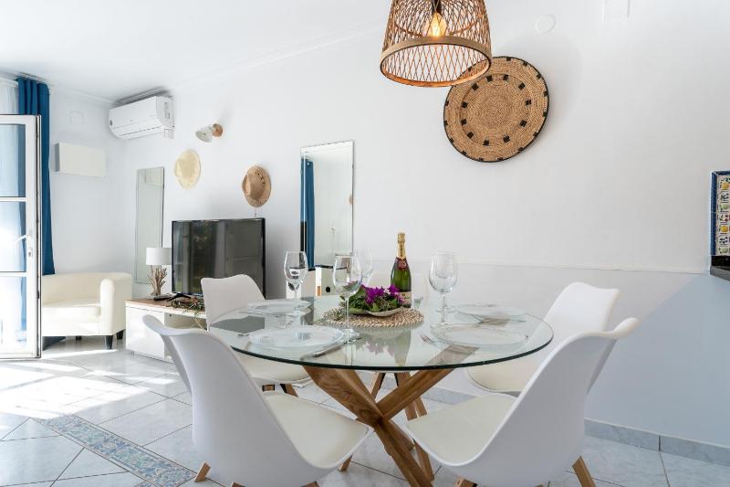 Beach house with direct access to Calahonda Beach and open sea views CS183 - image 26