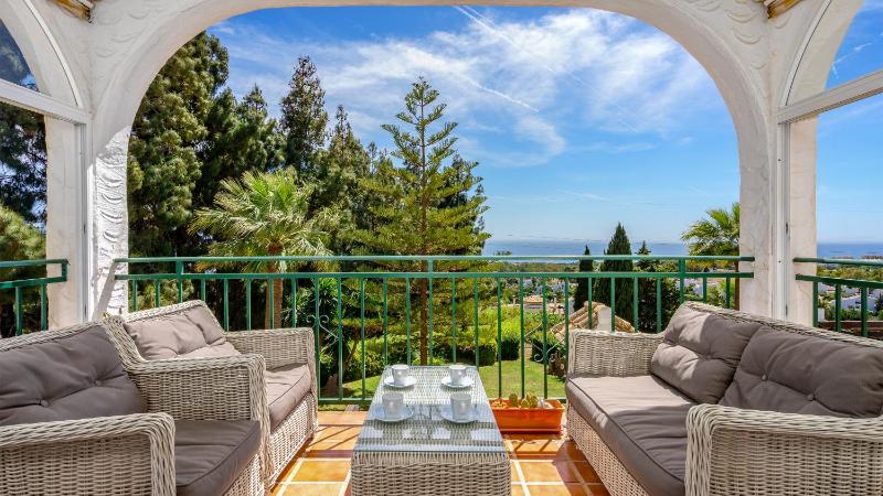Seaview balcony by Costarentals - Ref 203 - image 10
