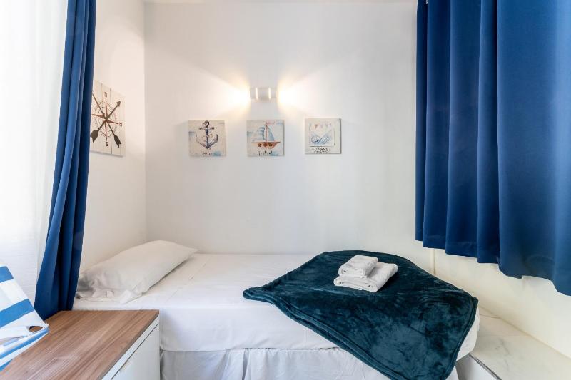 Beach house with direct access to Calahonda Beach and open sea views CS183 - image 35