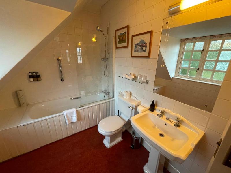 Superior Double Room image 4