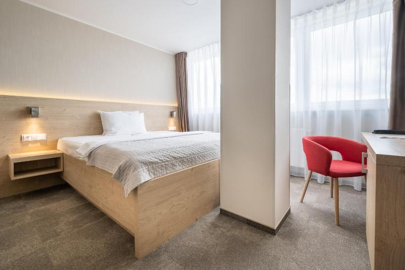Economy Double Room image 1