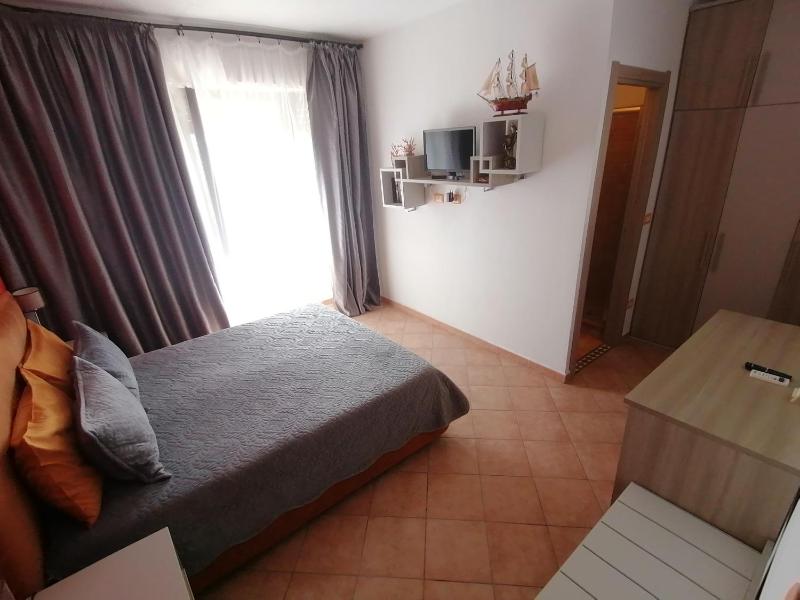 Double Room image 4