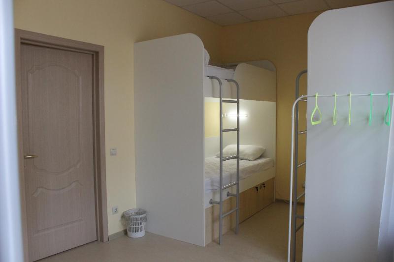 Bed in 4-Bed Dormitory Room image 1