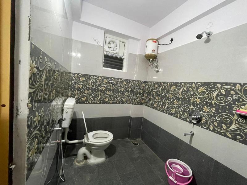 Servostay Furnished 3 BHK in Prime Location Near Arilova - 3rd Floor - image 38
