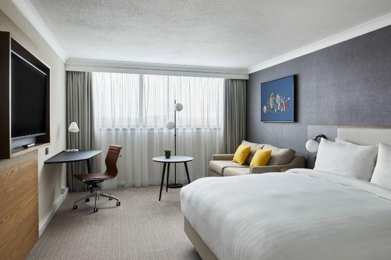Executive Room image 3