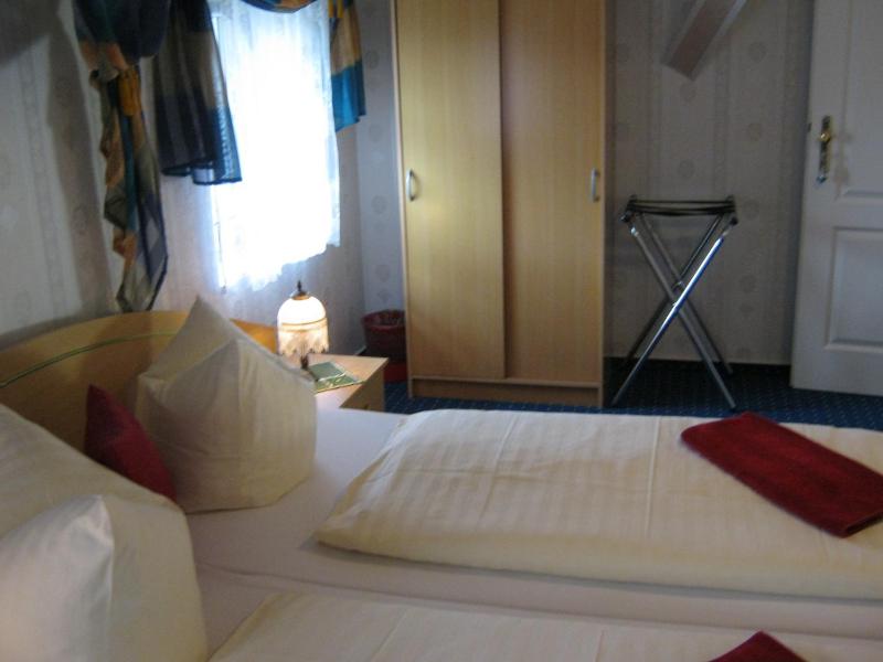 Double Room with Private Bathroom image 3