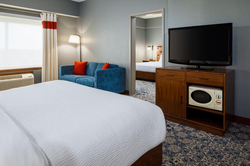 Four Points By Sheraton Louisville Airport - image 15