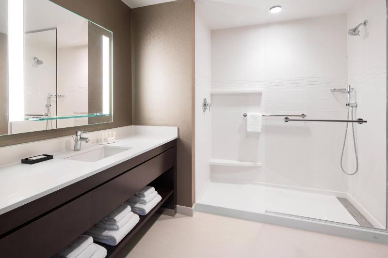 Residence Inn by Marriott Seattle Downtown/Convention Center - image 10
