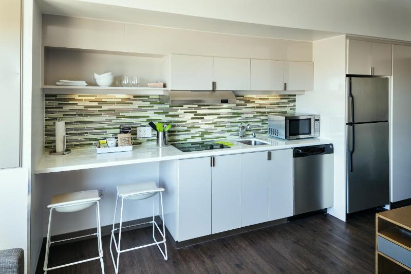 1 Bedroom Executive Suite, 1 King, Sofa bed