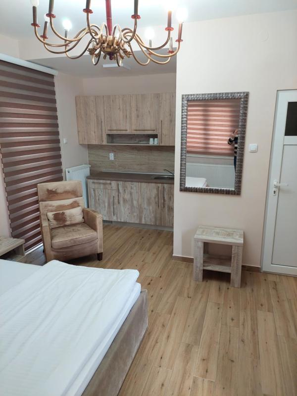 Double Room image 2