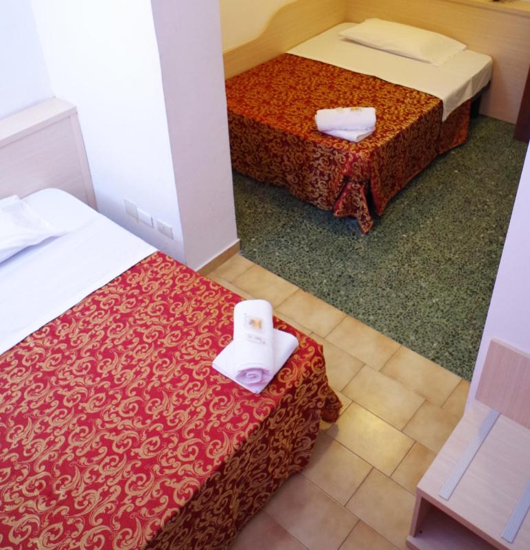 Hotel Centrale - image 6