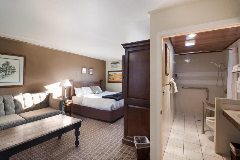 Signature Room, 1 King Bed, Disability Access image 1