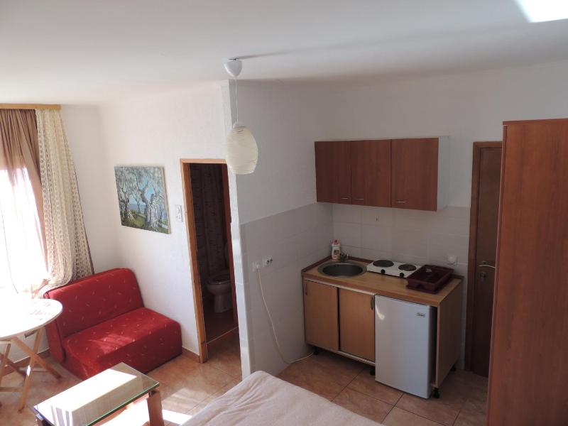 Studio with Sea View image 4
