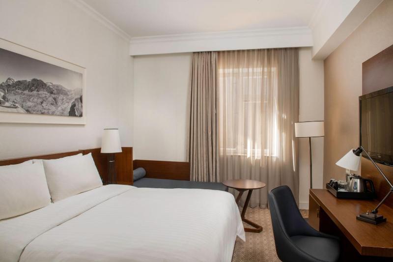 Standard, Guest room, 1 King image 3