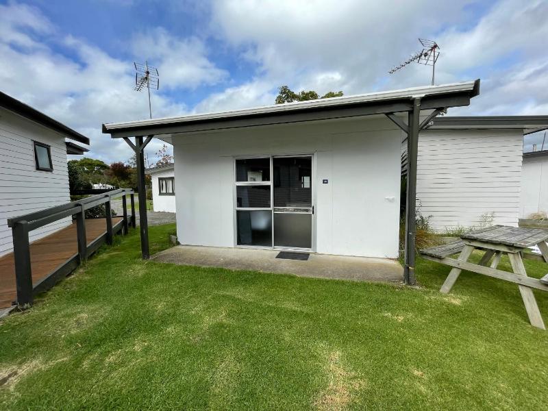Holdens Bay Holiday Park - image 2