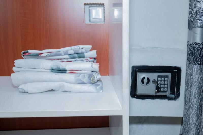 The city Block Apartment - image 5