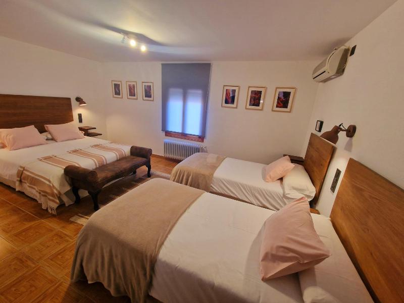 Quadruple Room image 2