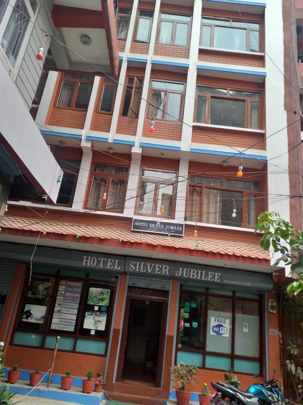 Hotel Silver Jubilee - image 14