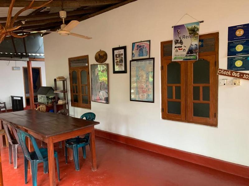 Vibushan Guest House - image 15