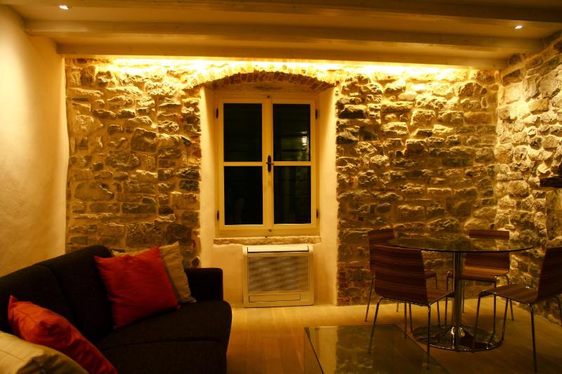 Apartment with Balcony image 4