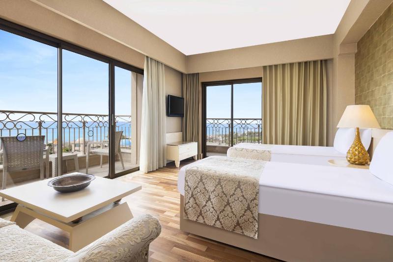 Classic Suite image 1