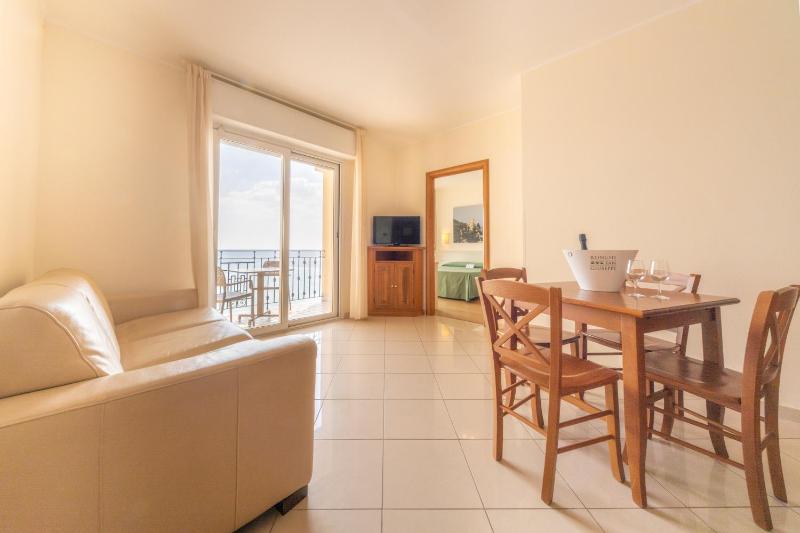 Lido Resort - image 33