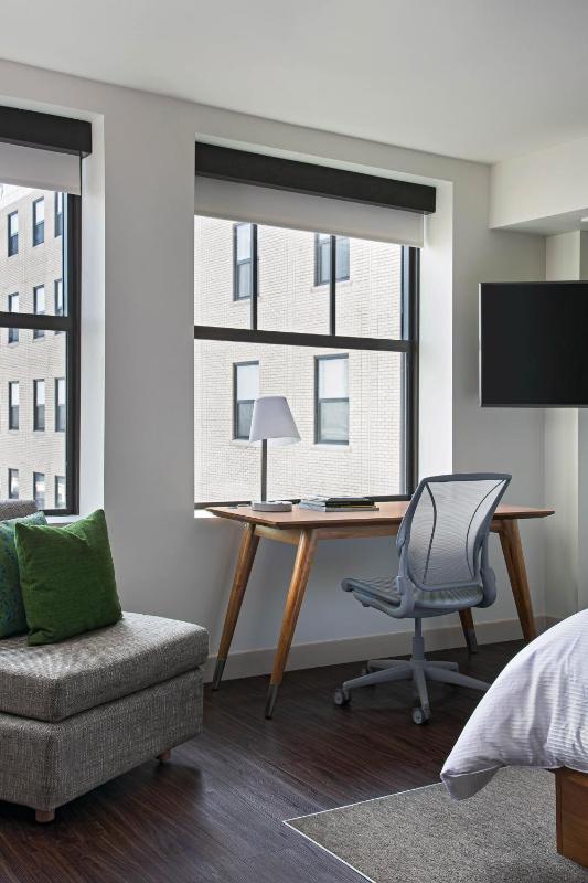 King Room image 2