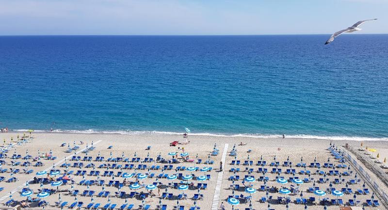 Lido Resort - image 8