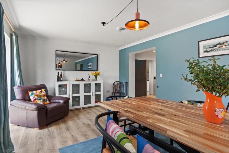 Woodfield House - Beautiful Tenby Cottage - image 9