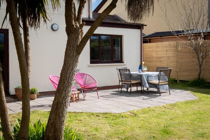 Woodfield House - Beautiful Tenby Cottage - image 13