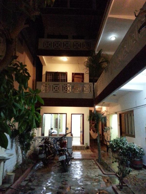 Silver Moon Guest House - image 15