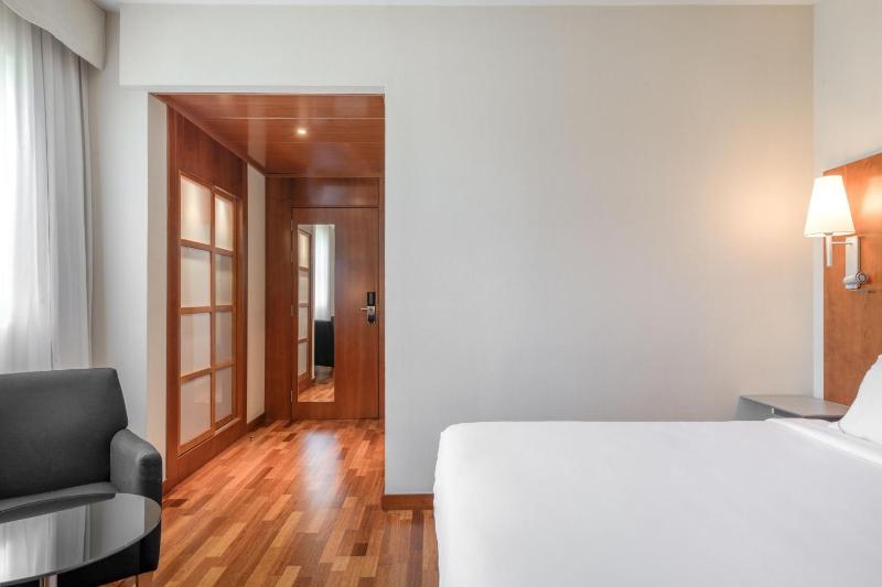 Standard room, Guest room, 2 Twin/Single Bed(s) image 4