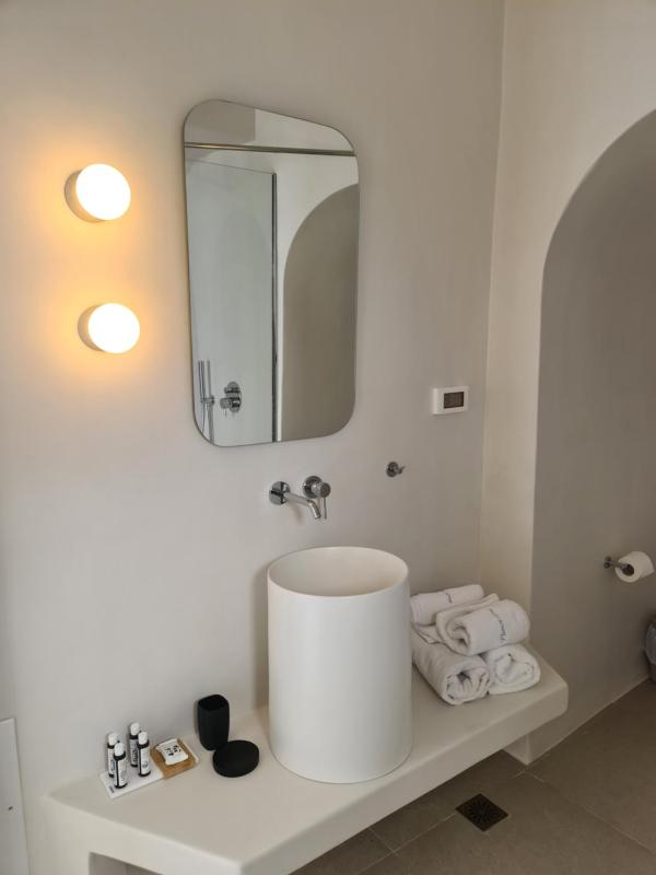 Superior Double Room image 4