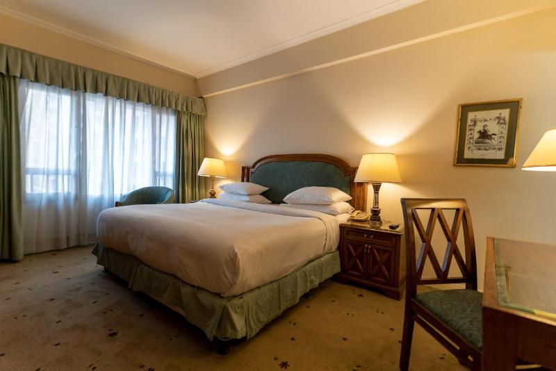 Imperial Suite with Garden View