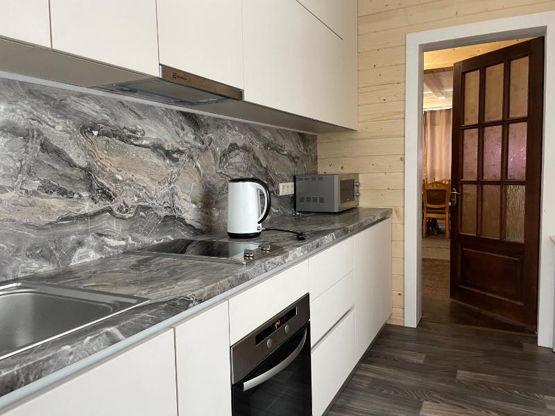 Lavina Hotel - image 7