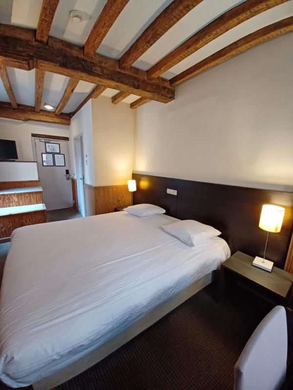 Comfort Double or Twin Room image 4