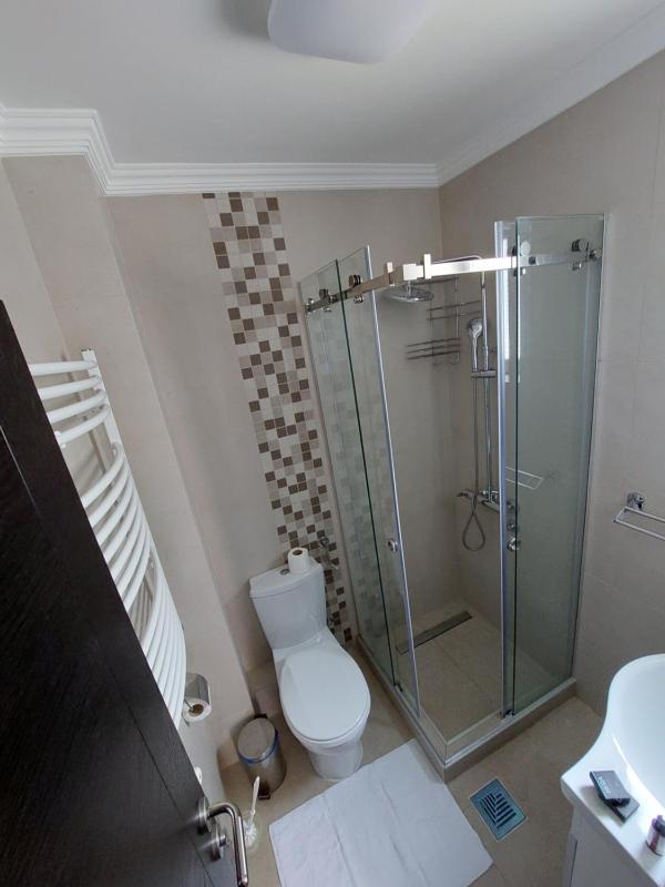 Economy Double Room image 3