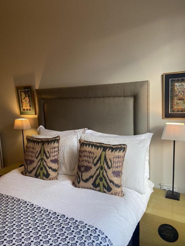 Standard Double Room image 2