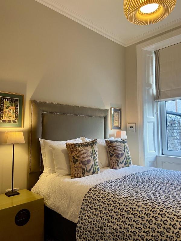 Standard Double Room image 3