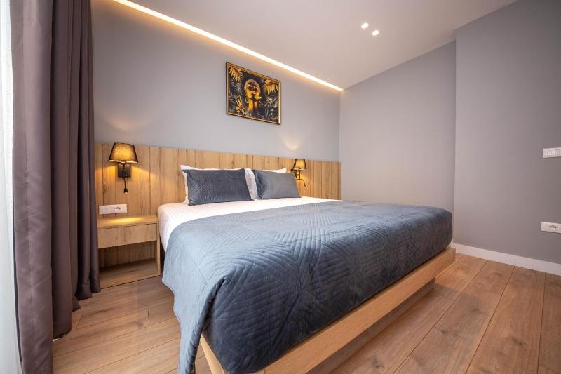 Azure Inn Hotel - image 10